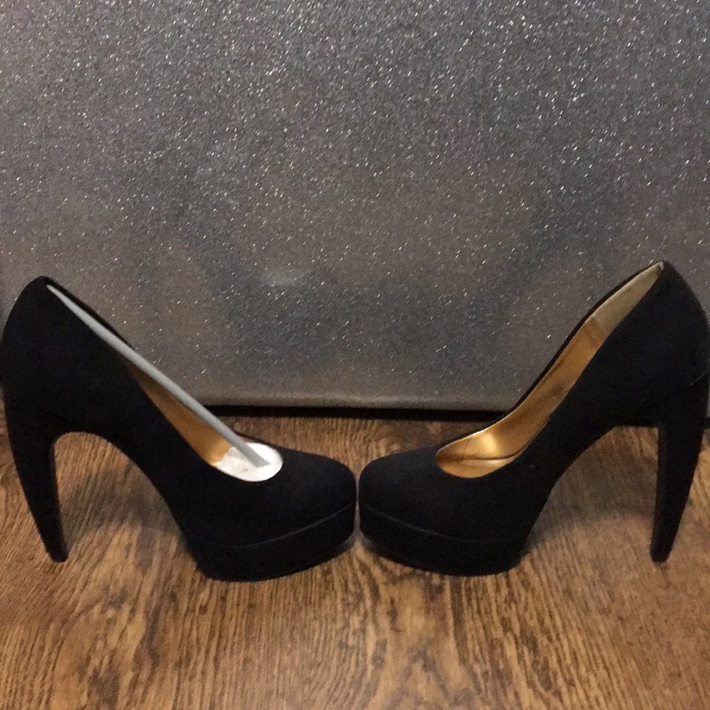 Forever 21 Suede Pumps Sz 5.5
